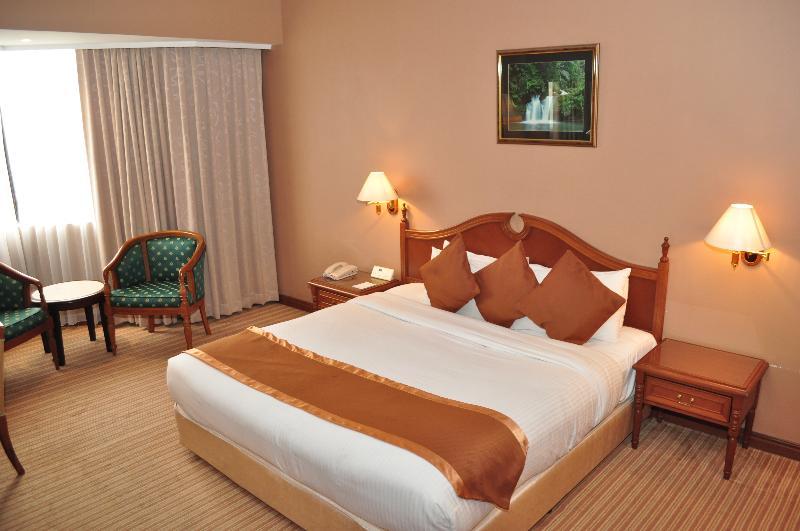 Mulia Hotel Bandar Seri Begawan Exterior foto