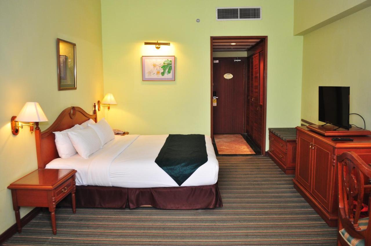Mulia Hotel Bandar Seri Begawan Exterior foto