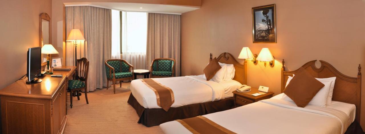 Mulia Hotel Bandar Seri Begawan Exterior foto