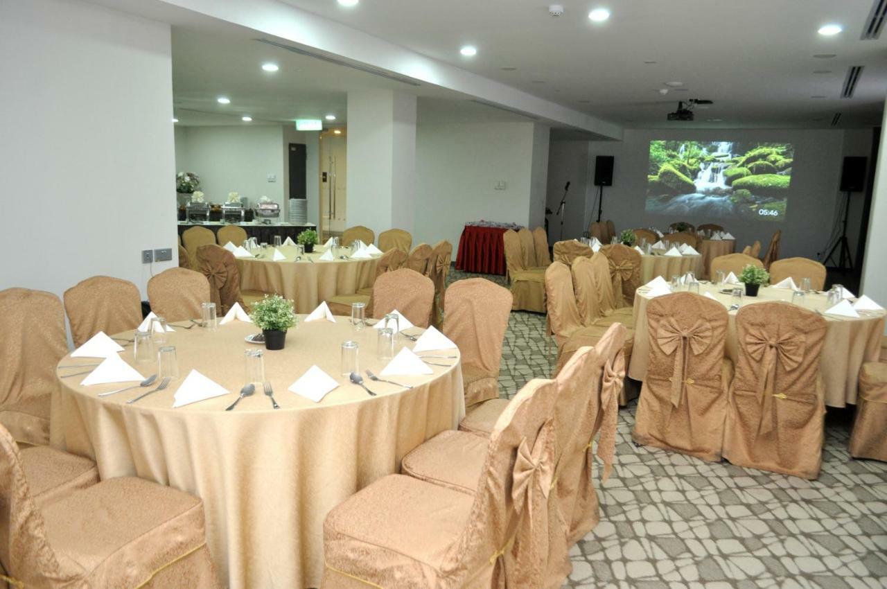 Mulia Hotel Bandar Seri Begawan Exterior foto